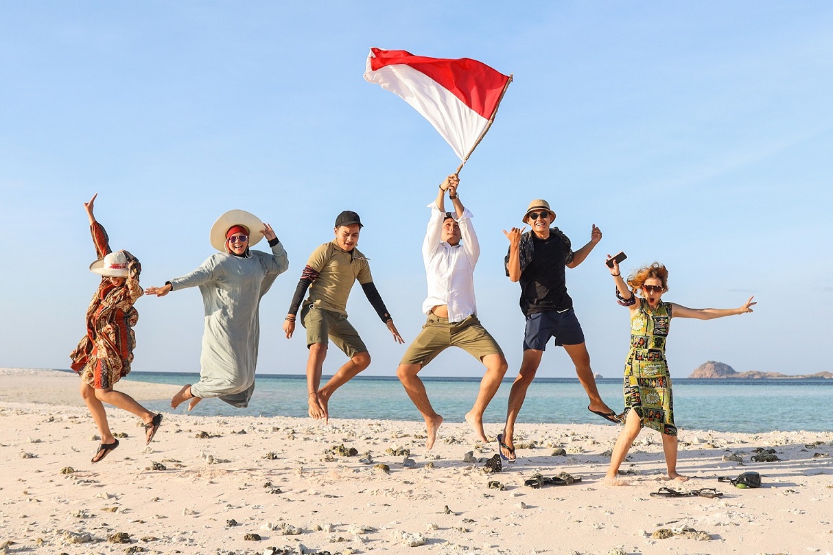 Tips hemat sewa bus pariwisata