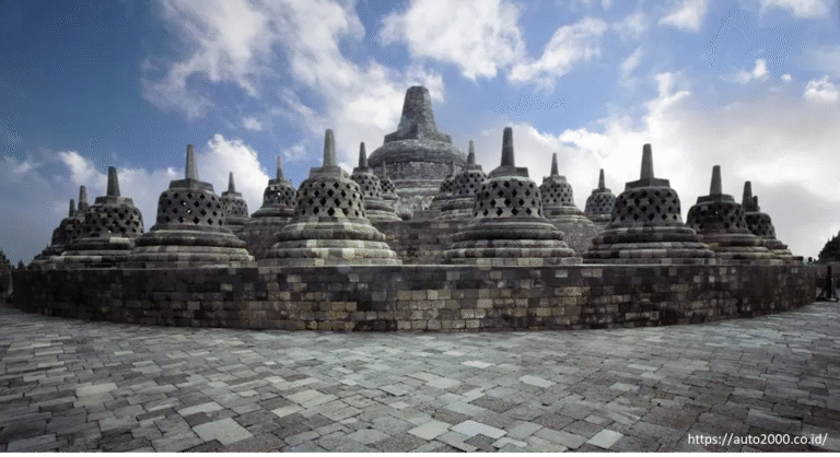 wisata Jawa Tengah, wisata favorit Jawa Tengah, wisata Semarang, wisata Dieng, wisata Borobudur, wisata Karimunjawa, wisata sejarah Jawa Tengah, wisata keluarga Jawa Tengah, tempat wisata terbaik Jawa Tengah